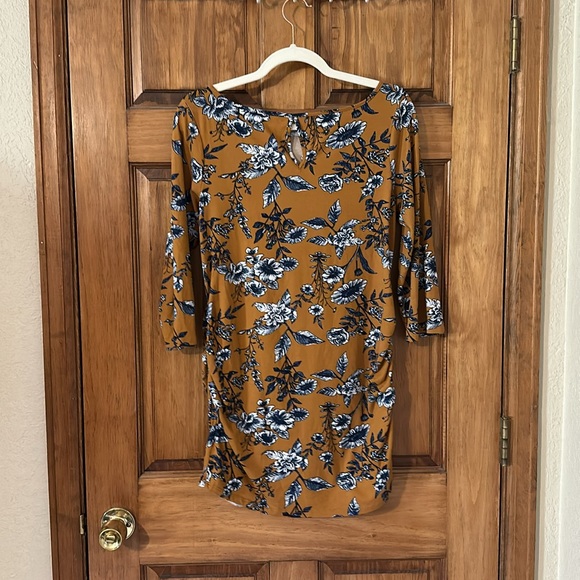 Loveappella maternity top size Medium - Picture 4 of 4